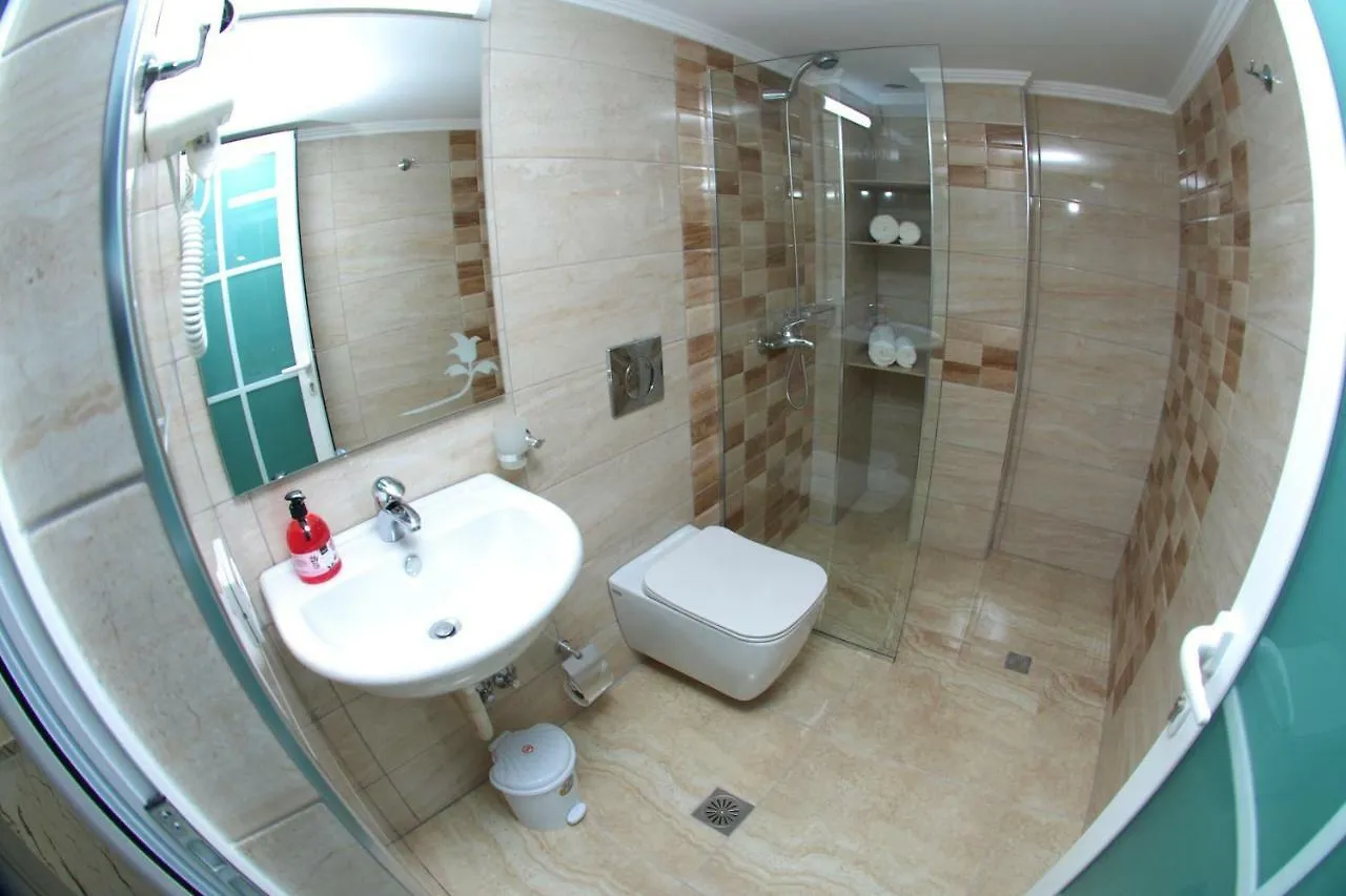 Crown Deluxe Apartments Sarande 0*,  Albania